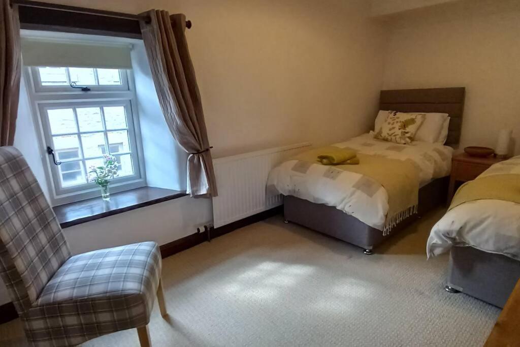 Peak District - 1 Harrow Cottage - Great Longstone 外观 照片